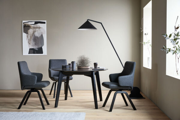 Stressless Laurel Low Large Armrest D 200 Grace Dark Grey Black_HF_neustadt-landau-karlsruhe.jpg