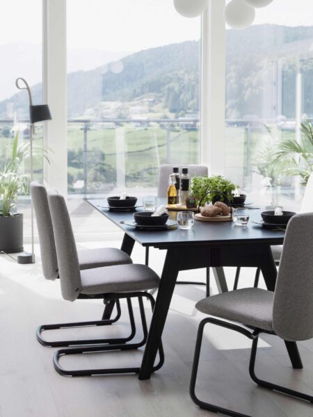 Stressless_Dining_Laurel_Low_D400_Fabric_Ivy_Light_Grey_52523_HF_neustadt-landau-karlsruhe