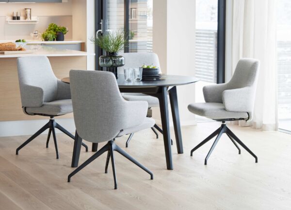 Stressless_Laurel_L_Low_w_Arm_D350_Clover_Light_Grey_Black_Bordeaux_Black_02_HF_neustadt-landau-karlsruhe