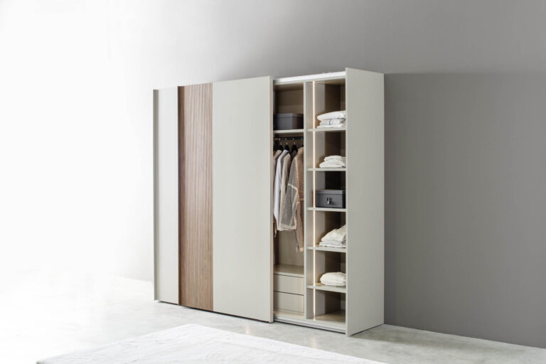 Moebel-Weber_Sudbrock_HF_Neustadt_Landau_Karlsruhe_Kleiderschrank_104_MIRIA_20_104_T3