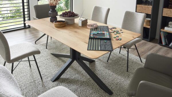 Interliving Esszimmer Serie 5115 – Esstisch mit viel Platz