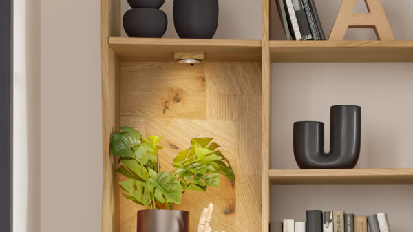 Roomio No. 2002 – Regal