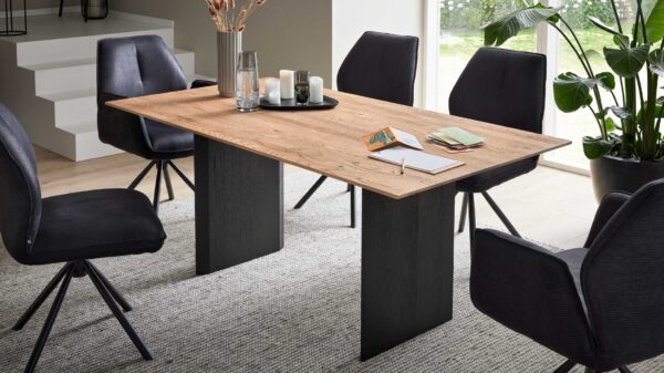 Interliving Wohnzimmer Serie 2033 – Esstisch