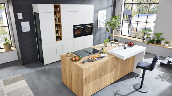 Interliving Küche Serie 3084 mit SIEMENS-Einbaugeräten