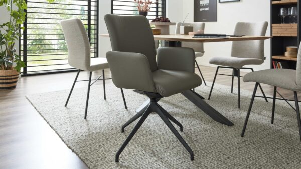 Interliving Esszimmer Serie 5115 – Armlehn-Drehstuhl Vive Donna V39