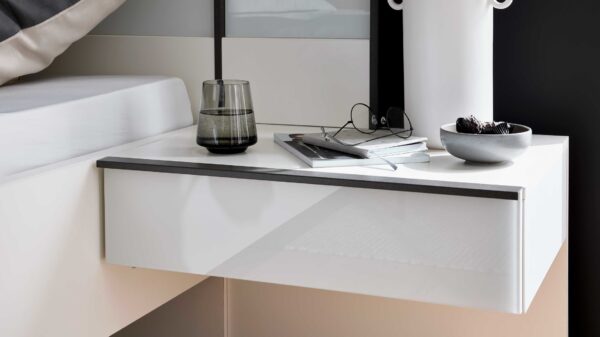 Interliving Schlafzimmer Serie 1033 – Hängekonsolen-Set