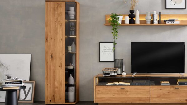 Interliving Wohnzimmer Serie 2027 – Vitrine 09