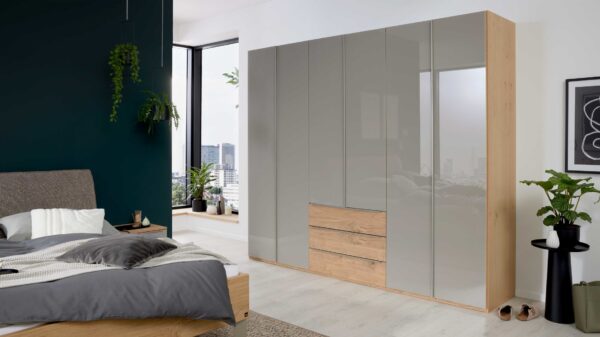 Interliving Schlafzimmer Serie 1210 – Kleiderschrank 98300