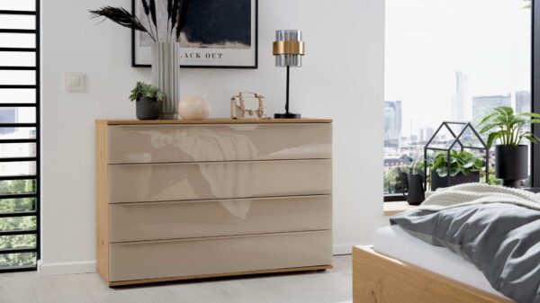 Interliving Schlafzimmer Serie 1210 – Schubladenkommode 540066