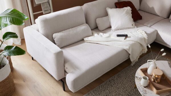 Interliving Sofa Serie 4450 – Vorziehfunktion