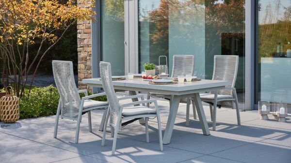 Interliving Gartenmöbel Serie 7011 – Essgruppe mit vier Stühlen