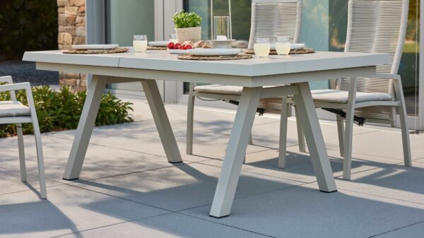 Interliving Gartenmöbel Serie 7011 – Ausziehtisch