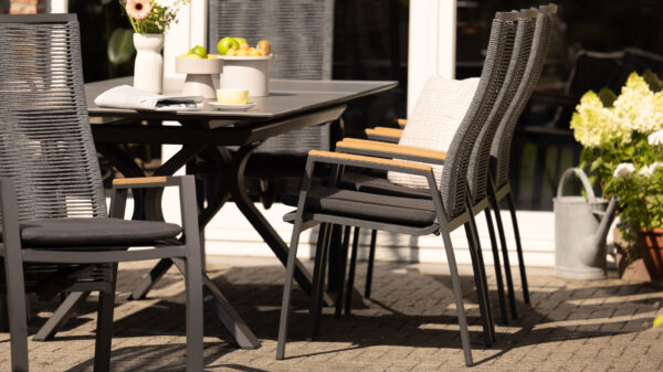 Interliving Gartenmöbel Serie 7011 – Armlehnstuhl