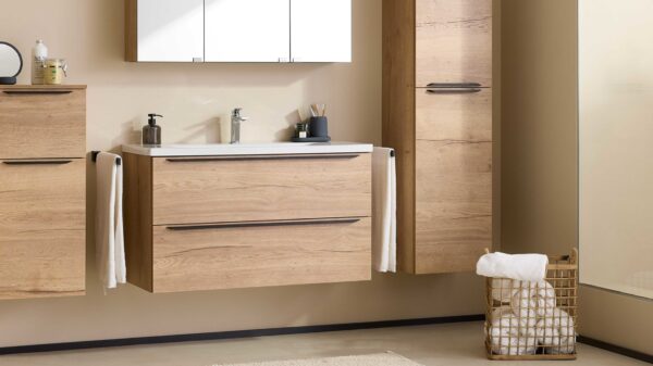 Interliving Bad Serie 3730 – Waschplatzlösung mit Keramikbecken